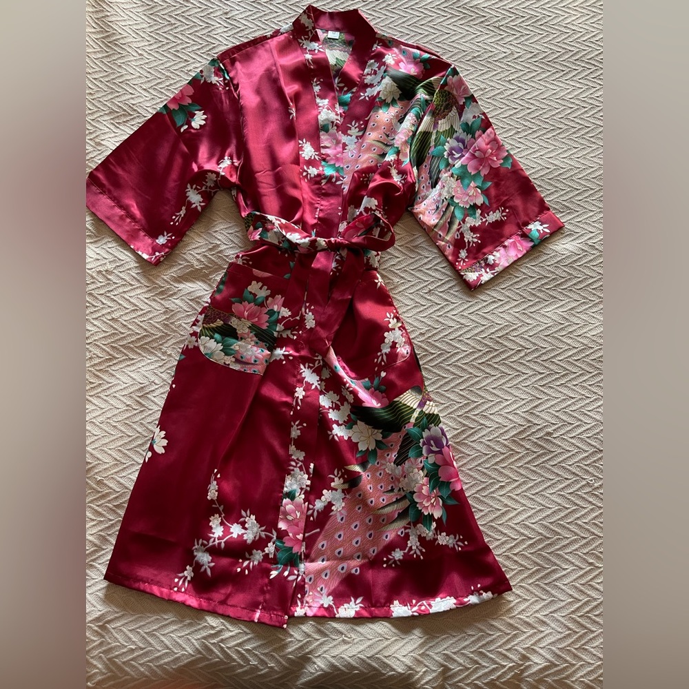 No brand, satin floral, medium, mid-length, front pockets.